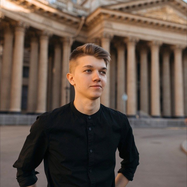 Максим Денисов