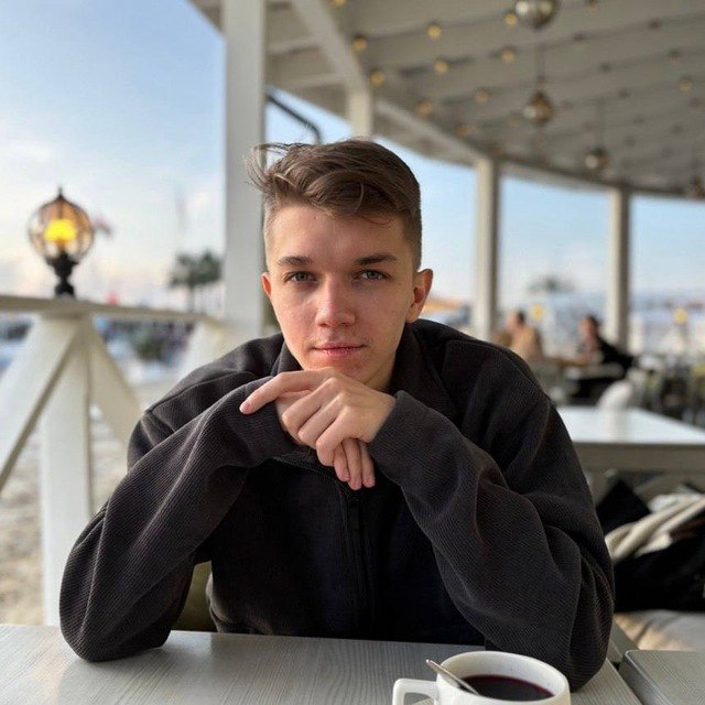 Максим Денисов — специалист по интернет-рекламе для недвижимости